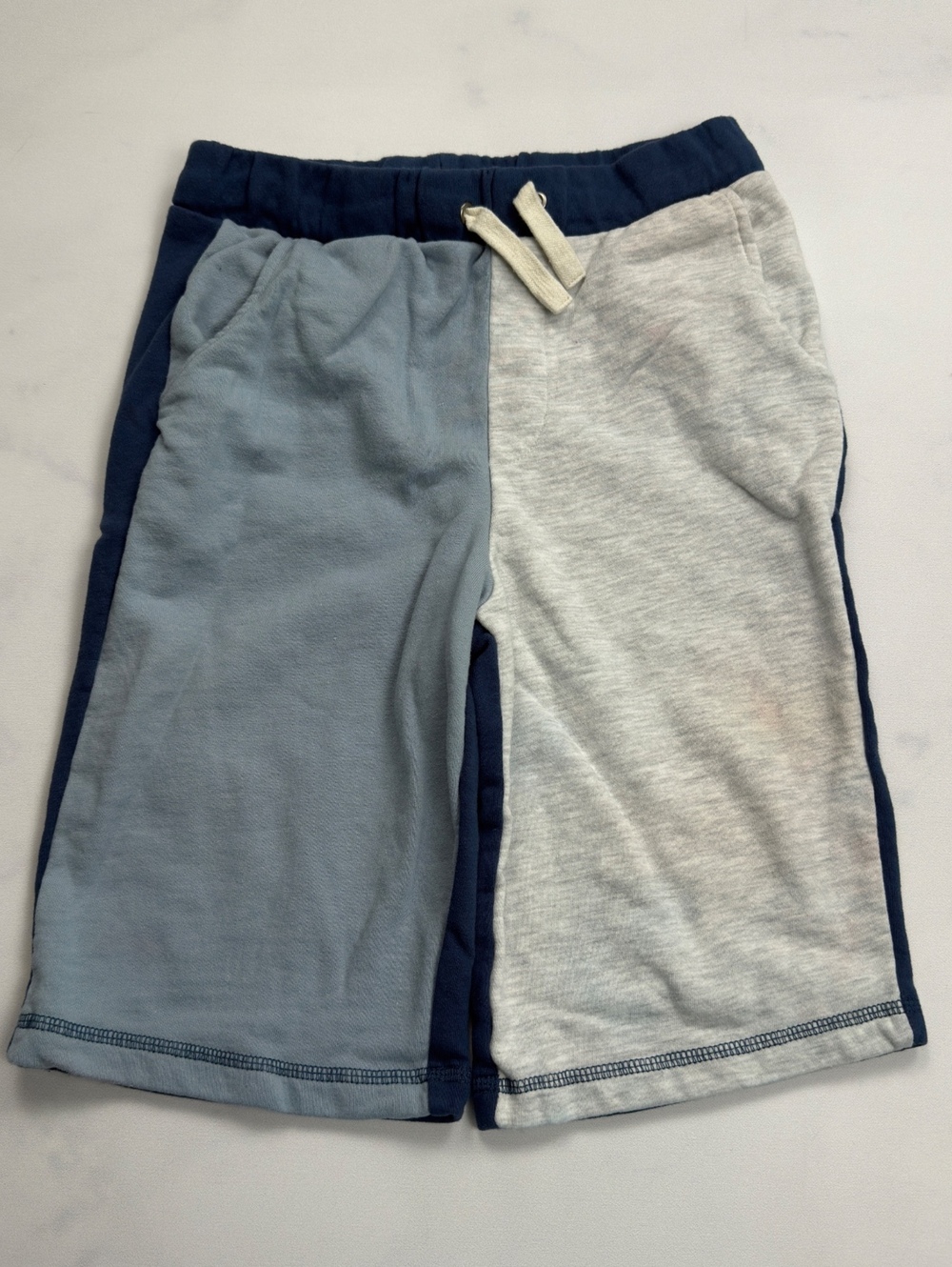 Kidpik Colorblock Shorts with Drawstring and Pocket - XL 14